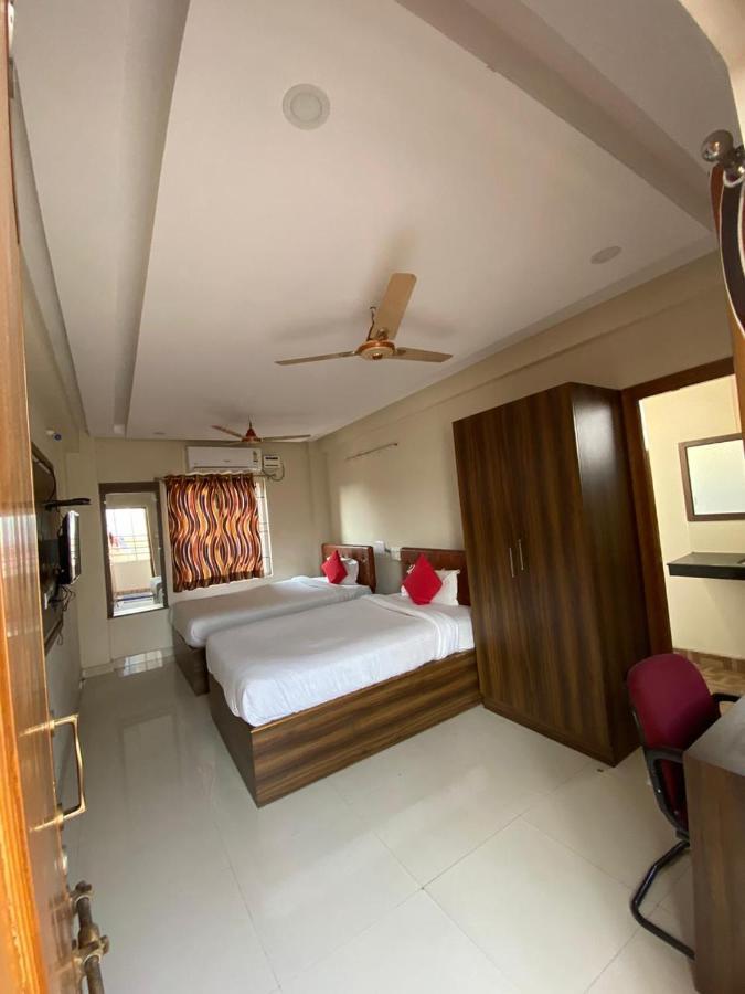 Hotel Renuka Βιζαχαπατνάμ Εξωτερικό φωτογραφία