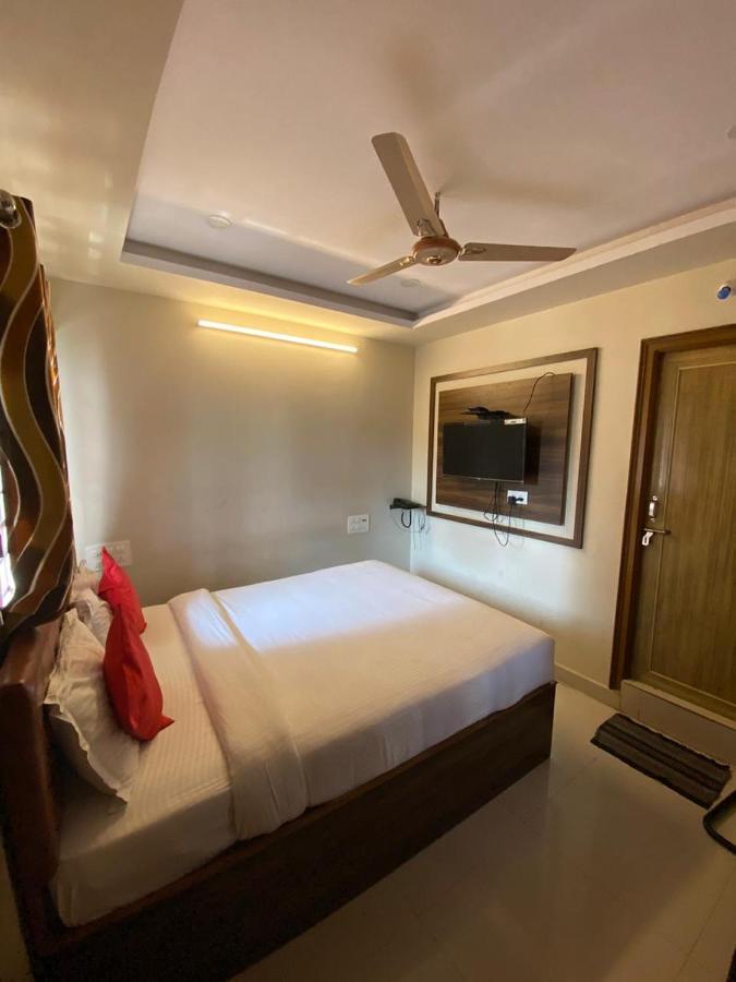 Hotel Renuka Βιζαχαπατνάμ Εξωτερικό φωτογραφία