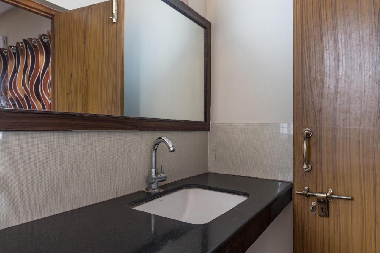 Hotel Renuka Βιζαχαπατνάμ Εξωτερικό φωτογραφία